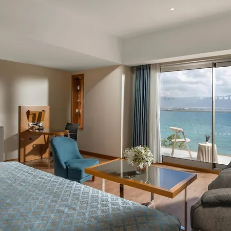 ホテル Liberty クシャダス