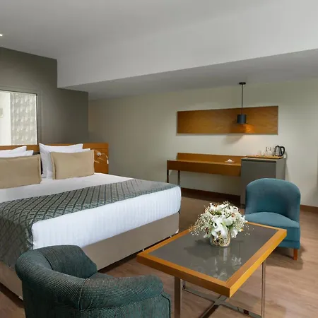 Liberty クシャダス