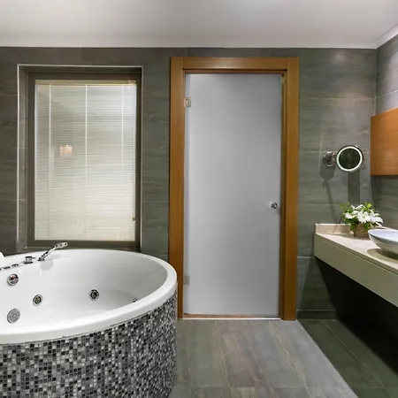 Liberty 5* Kuşadası